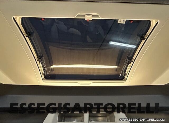 NEW MY 2026 CHAUSSON TITANIUM 797 FORD 165 CV AUTOMATICO GEMELLI pieno