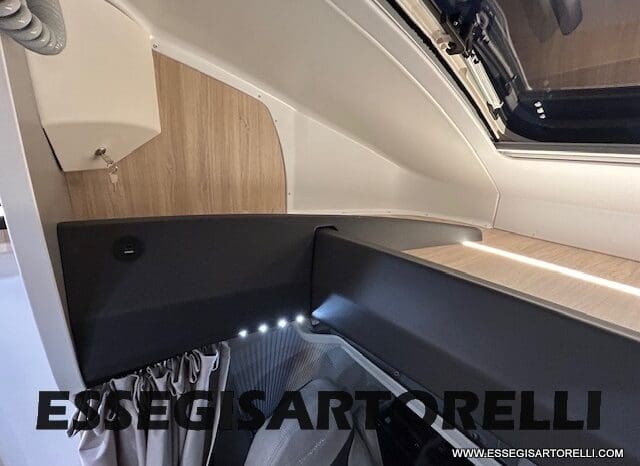 NEW MY 2026 CHAUSSON TITANIUM 797 FORD 165 CV AUTOMATICO GEMELLI pieno