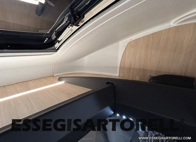NEW MY 2026 CHAUSSON TITANIUM 797 FORD 165 CV AUTOMATICO GEMELLI pieno