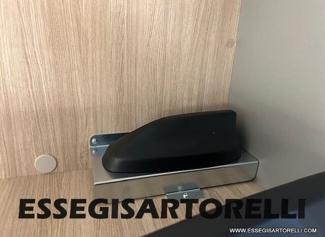 NEW MY 2026 CHAUSSON TITANIUM 797 FORD 165 CV AUTOMATICO GEMELLI pieno