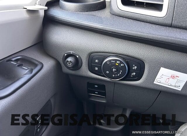 NEW MY 2026 CHAUSSON TITANIUM 797 FORD 165 CV AUTOMATICO GEMELLI pieno