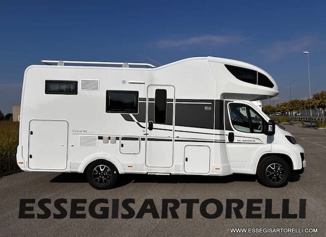 ADRIA 60° NEW CORAL XL A 600 DP GAMMA 2026 NEW DUCATO UCONNECT 699 cm pieno