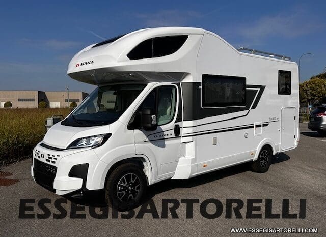 ADRIA 60° NEW CORAL XL A 600 DP GAMMA 2026 NEW DUCATO UCONNECT 699 cm pieno
