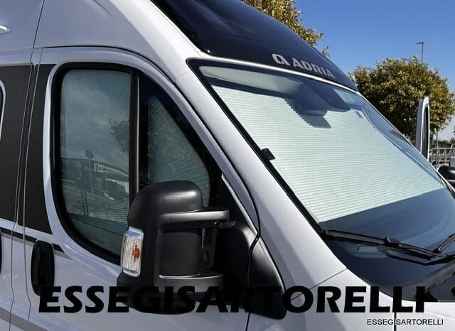 ADRIA TWIN SUPREME 640 SGX 35H UNIPROPRIETARIO KM 9.142 GARAGE 2021 pieno