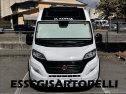 ADRIA TWIN SUPREME 640 SGX 35H UNIPROPRIETARIO KM 9.142 GARAGE 2021 pieno