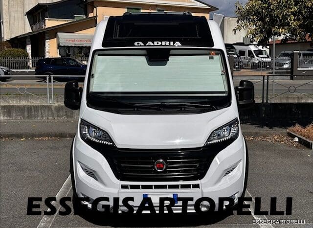 ADRIA TWIN SUPREME 640 SGX 35H UNIPROPRIETARIO KM 9.142 GARAGE 2021 pieno
