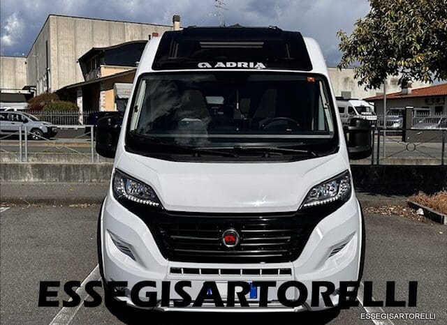 ADRIA TWIN SUPREME 640 SGX 35H UNIPROPRIETARIO KM 9.142 GARAGE 2021 pieno