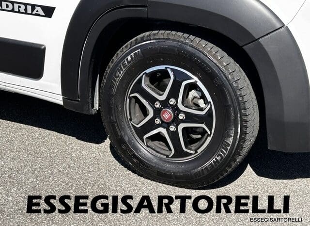 ADRIA TWIN SUPREME 640 SGX 35H UNIPROPRIETARIO KM 9.142 GARAGE 2021 pieno