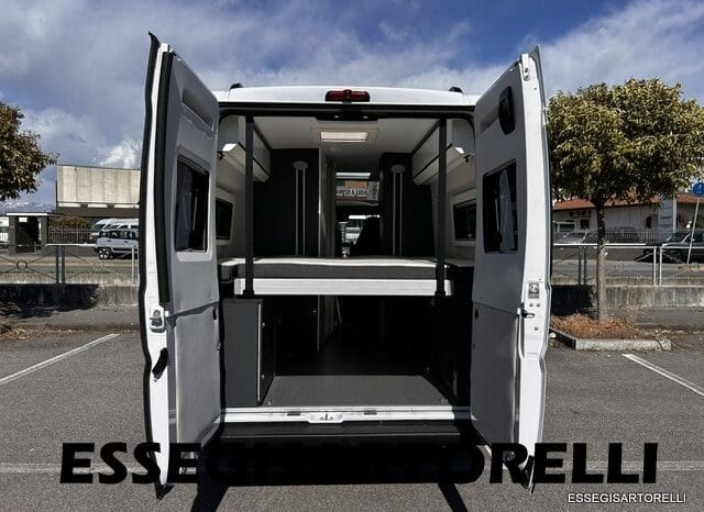 ADRIA TWIN SUPREME 640 SGX 35H UNIPROPRIETARIO KM 9.142 GARAGE 2021 pieno