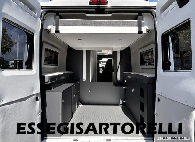 ADRIA TWIN SUPREME 640 SGX 35H UNIPROPRIETARIO KM 9.142 GARAGE 2021 pieno