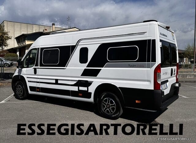 ADRIA TWIN SUPREME 640 SGX 35H UNIPROPRIETARIO KM 9.142 GARAGE 2021 pieno