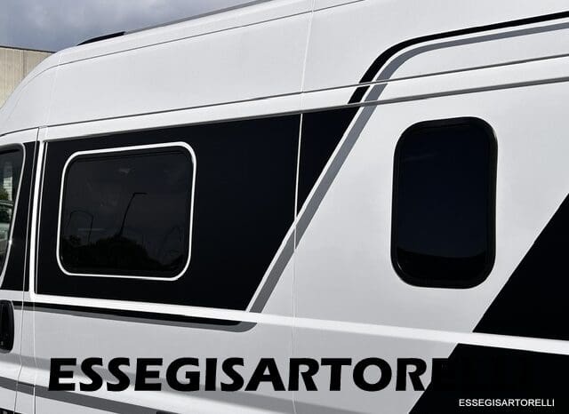 ADRIA TWIN SUPREME 640 SGX 35H UNIPROPRIETARIO KM 9.142 GARAGE 2021 pieno