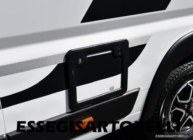 ADRIA TWIN SUPREME 640 SGX 35H UNIPROPRIETARIO KM 9.142 GARAGE 2021 pieno