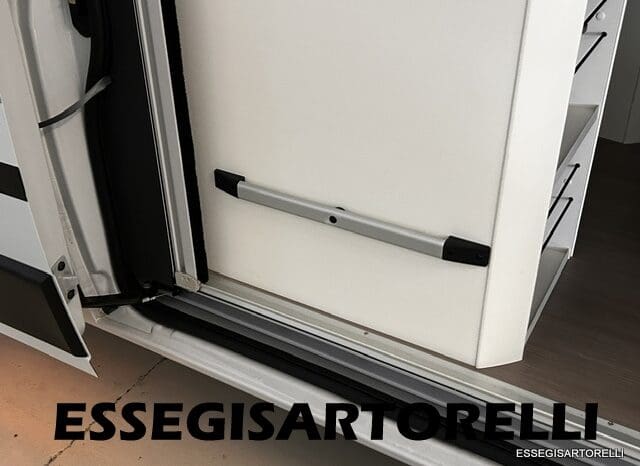 ADRIA TWIN SUPREME 640 SGX 35H UNIPROPRIETARIO KM 9.142 GARAGE 2021 pieno