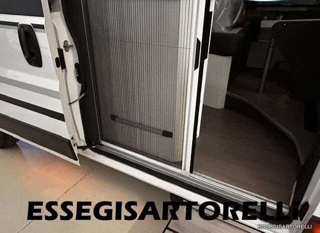 ADRIA TWIN SUPREME 640 SGX 35H UNIPROPRIETARIO KM 9.142 GARAGE 2021 pieno