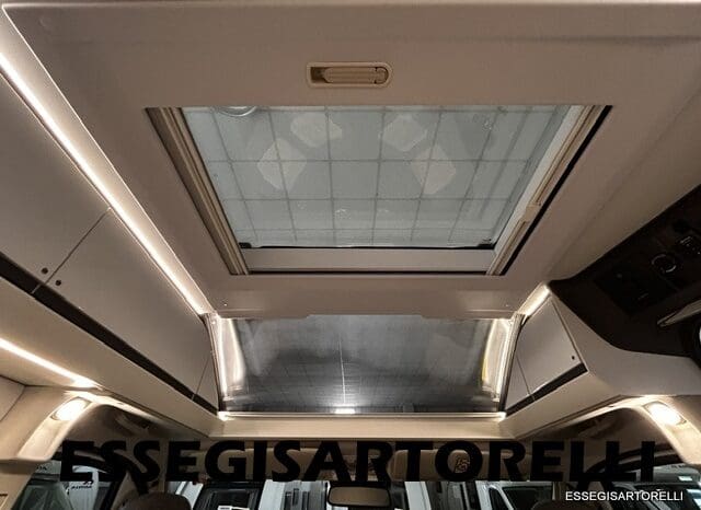 ADRIA TWIN SUPREME 640 SGX 35H UNIPROPRIETARIO KM 9.142 GARAGE 2021 pieno