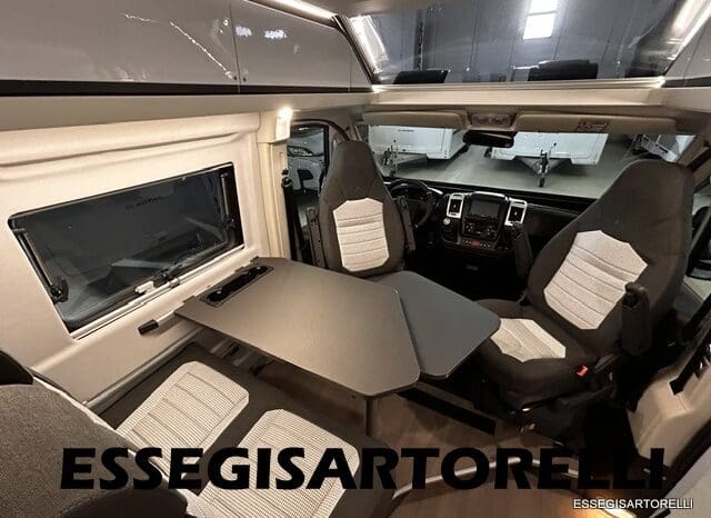 ADRIA TWIN SUPREME 640 SGX 35H UNIPROPRIETARIO KM 9.142 GARAGE 2021 pieno