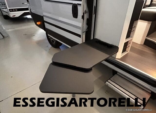 ADRIA TWIN SUPREME 640 SGX 35H UNIPROPRIETARIO KM 9.142 GARAGE 2021 pieno