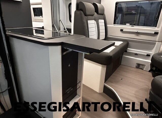 ADRIA TWIN SUPREME 640 SGX 35H UNIPROPRIETARIO KM 9.142 GARAGE 2021 pieno