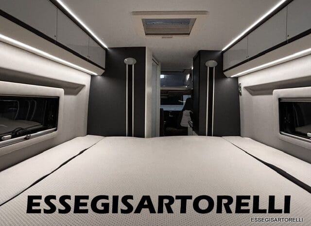 ADRIA TWIN SUPREME 640 SGX 35H UNIPROPRIETARIO KM 9.142 GARAGE 2021 pieno