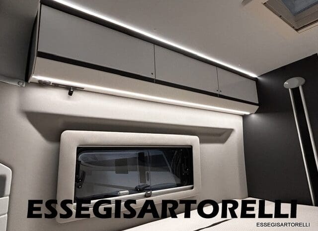 ADRIA TWIN SUPREME 640 SGX 35H UNIPROPRIETARIO KM 9.142 GARAGE 2021 pieno