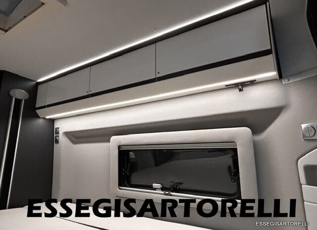 ADRIA TWIN SUPREME 640 SGX 35H UNIPROPRIETARIO KM 9.142 GARAGE 2021 pieno