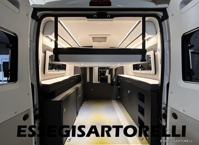 ADRIA TWIN SUPREME 640 SGX 35H UNIPROPRIETARIO KM 9.142 GARAGE 2021 pieno