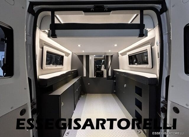 ADRIA TWIN SUPREME 640 SGX 35H UNIPROPRIETARIO KM 9.142 GARAGE 2021 pieno