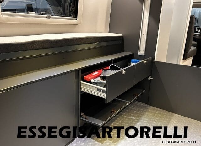 ADRIA TWIN SUPREME 640 SGX 35H UNIPROPRIETARIO KM 9.142 GARAGE 2021 pieno