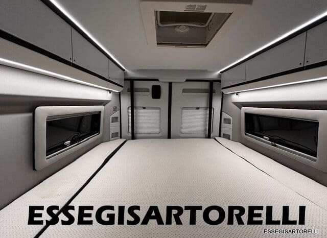 ADRIA TWIN SUPREME 640 SGX 35H UNIPROPRIETARIO KM 9.142 GARAGE 2021 pieno