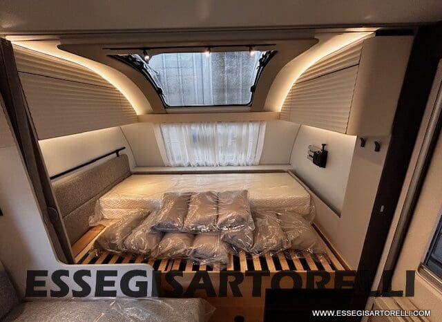 CARAVAN NEW ADRIA ADORA 573 PT 6 POSTI TRUMA COMBI VETRORESINA 2026 pieno