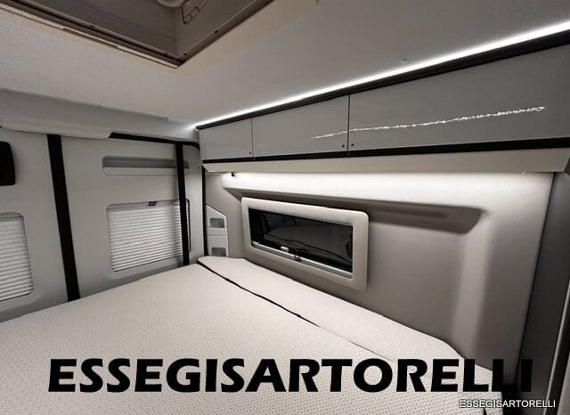 ADRIA TWIN SUPREME 640 SGX 35H UNIPROPRIETARIO KM 9.142 GARAGE 2021 pieno