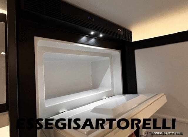 ADRIA TWIN SUPREME 640 SGX 35H UNIPROPRIETARIO KM 9.142 GARAGE 2021 pieno