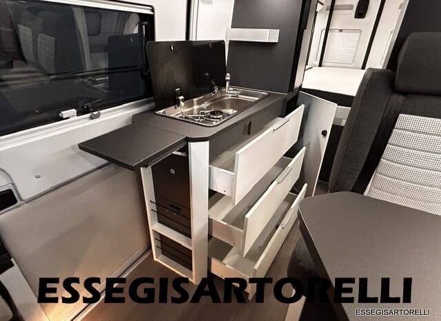 ADRIA TWIN SUPREME 640 SGX 35H UNIPROPRIETARIO KM 9.142 GARAGE 2021 pieno
