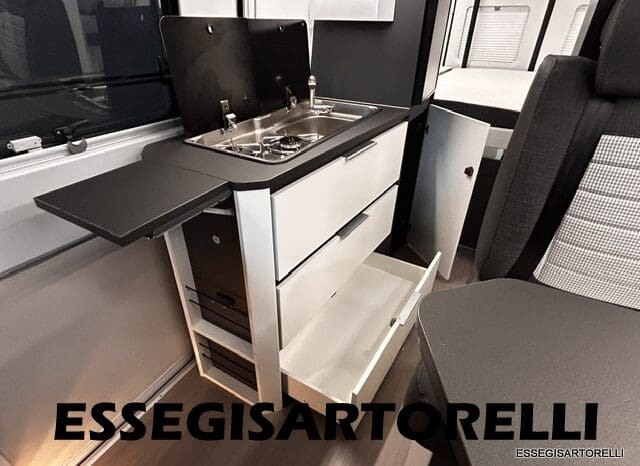 ADRIA TWIN SUPREME 640 SGX 35H UNIPROPRIETARIO KM 9.142 GARAGE 2021 pieno