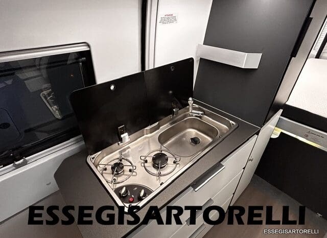 ADRIA TWIN SUPREME 640 SGX 35H UNIPROPRIETARIO KM 9.142 GARAGE 2021 pieno