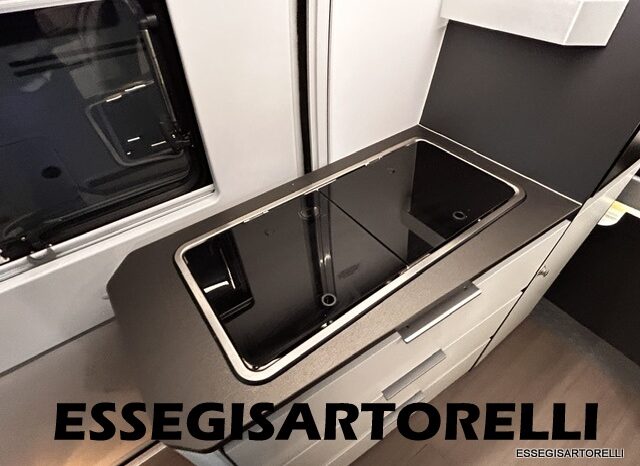 ADRIA TWIN SUPREME 640 SGX 35H UNIPROPRIETARIO KM 9.142 GARAGE 2021 pieno