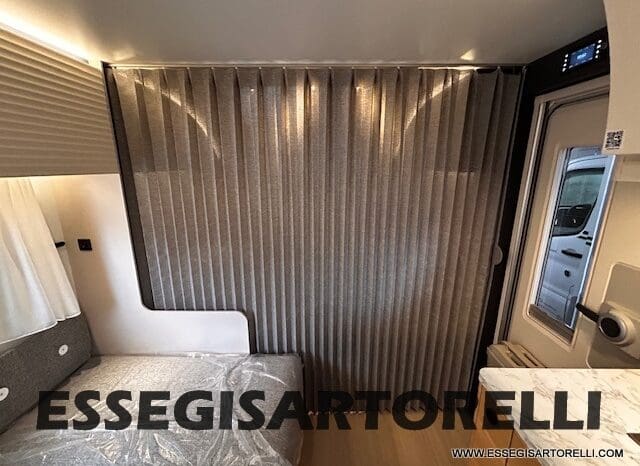 CARAVAN NEW ADRIA ADORA 573 PT 6 POSTI TRUMA COMBI VETRORESINA 2026 pieno