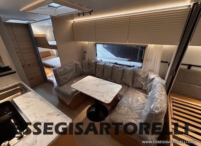 CARAVAN NEW ADRIA ADORA 573 PT 6 POSTI TRUMA COMBI VETRORESINA 2026 pieno