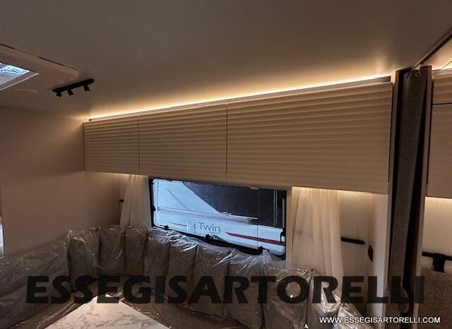 CARAVAN NEW ADRIA ADORA 573 PT 6 POSTI TRUMA COMBI VETRORESINA 2026 pieno