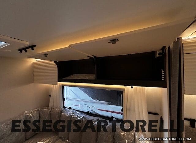 CARAVAN NEW ADRIA ADORA 573 PT 6 POSTI TRUMA COMBI VETRORESINA 2026 pieno