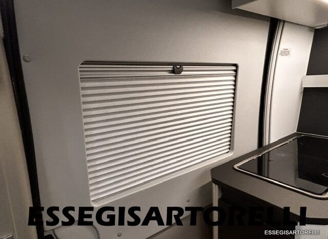 ADRIA TWIN SUPREME 640 SGX 35H UNIPROPRIETARIO KM 9.142 GARAGE 2021 pieno