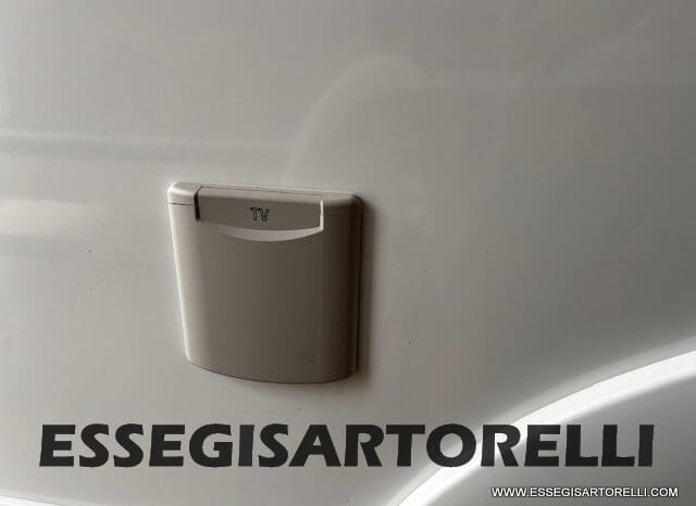 CARAVAN NEW ADRIA ADORA 573 PT 6 POSTI TRUMA COMBI VETRORESINA 2026 pieno