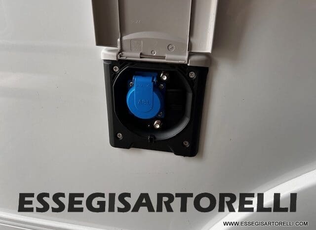 CARAVAN NEW ADRIA ADORA 573 PT 6 POSTI TRUMA COMBI VETRORESINA 2026 pieno