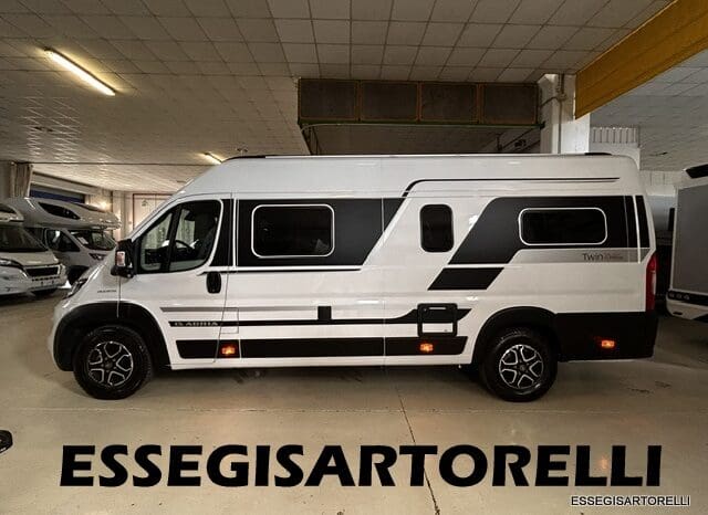 ADRIA TWIN SUPREME 640 SGX 35H UNIPROPRIETARIO KM 9.142 GARAGE 2021 pieno