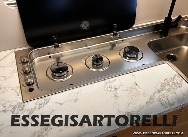 CARAVAN NEW ADRIA ADORA 573 PT 6 POSTI TRUMA COMBI VETRORESINA 2026 pieno