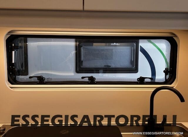 CARAVAN NEW ADRIA ADORA 573 PT 6 POSTI TRUMA COMBI VETRORESINA 2026 pieno