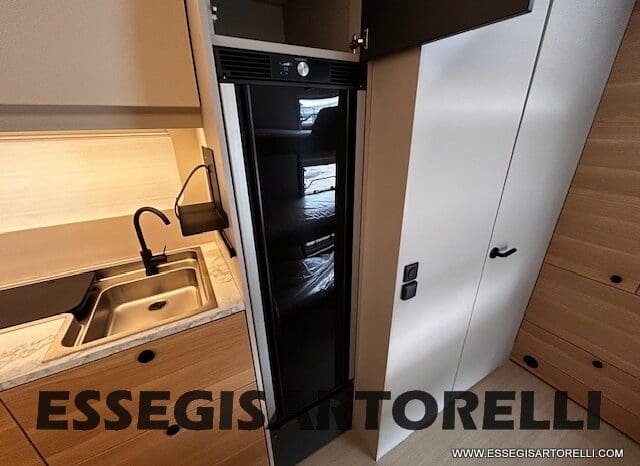 CARAVAN NEW ADRIA ADORA 573 PT 6 POSTI TRUMA COMBI VETRORESINA 2026 pieno