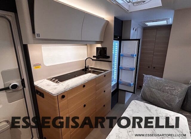 CARAVAN NEW ADRIA ADORA 573 PT 6 POSTI TRUMA COMBI VETRORESINA 2026 pieno