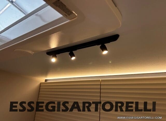 CARAVAN NEW ADRIA ADORA 573 PT 6 POSTI TRUMA COMBI VETRORESINA 2026 pieno